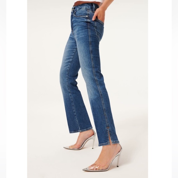 Good American Denim - Good American Good Curve Straight Jeans Size 2/26